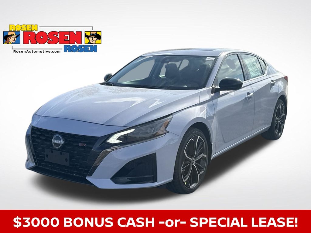 Gray Sky Pearl 2025 Nissan Altima 2.5 SR AWD Sedan All-Wheel Drive Continuously Variable Transmission