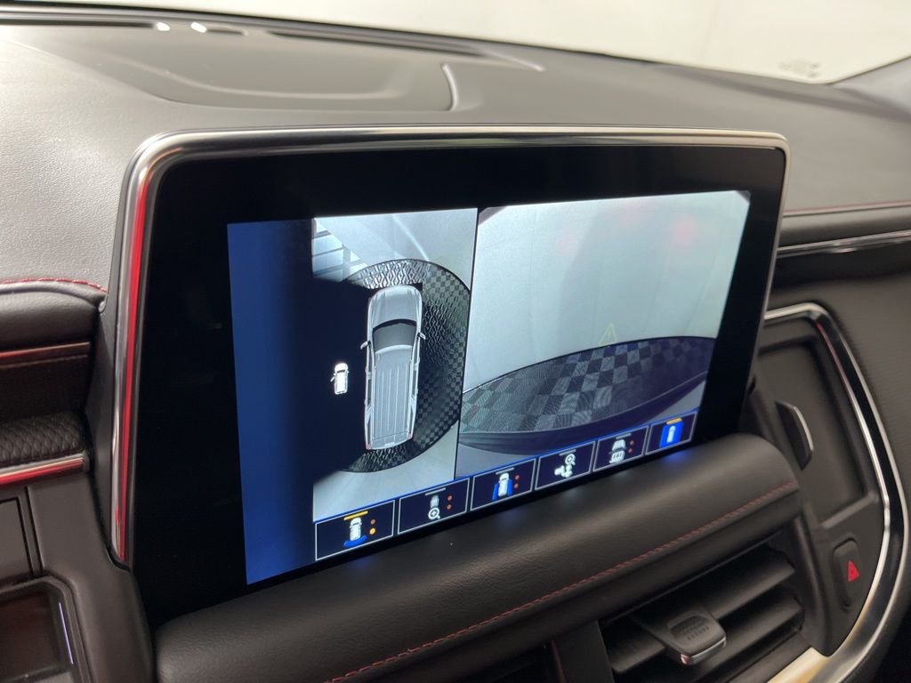 Thumbnail: 2022 Chevrolet Suburban - 31