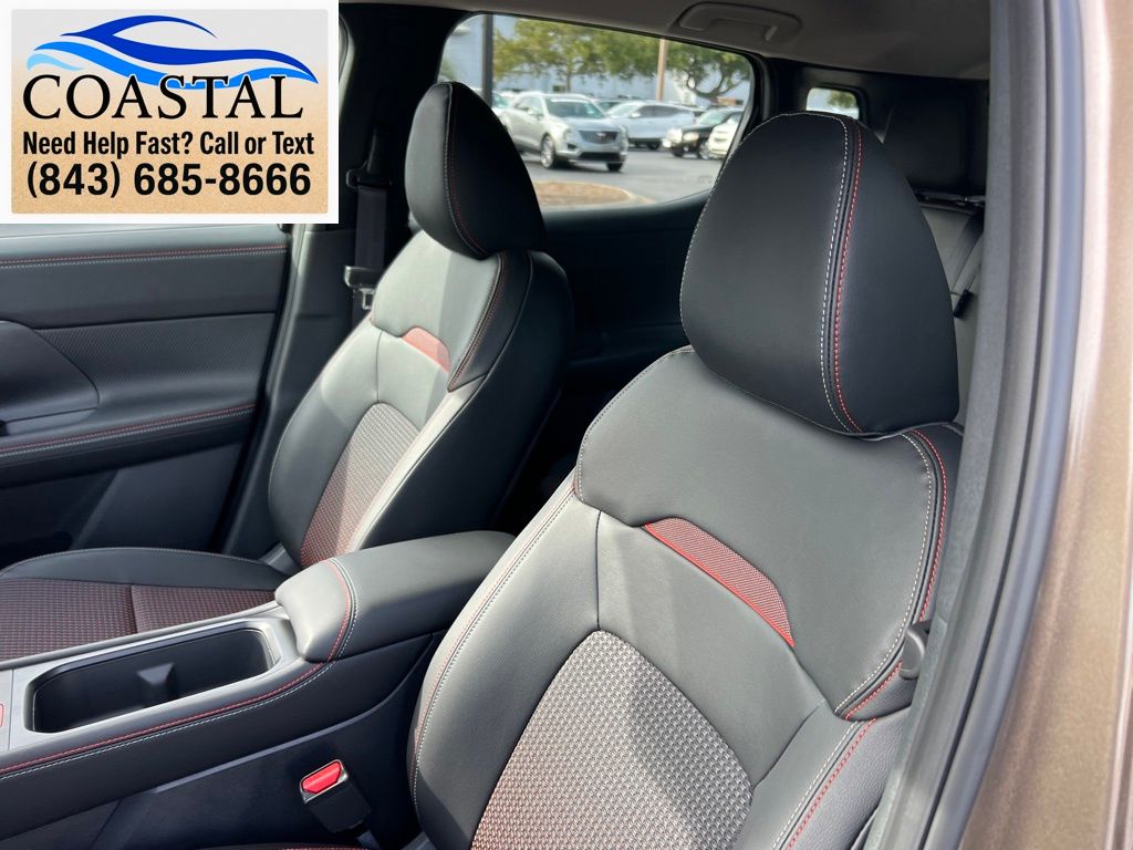 2026 Nissan Kicks SR - 9