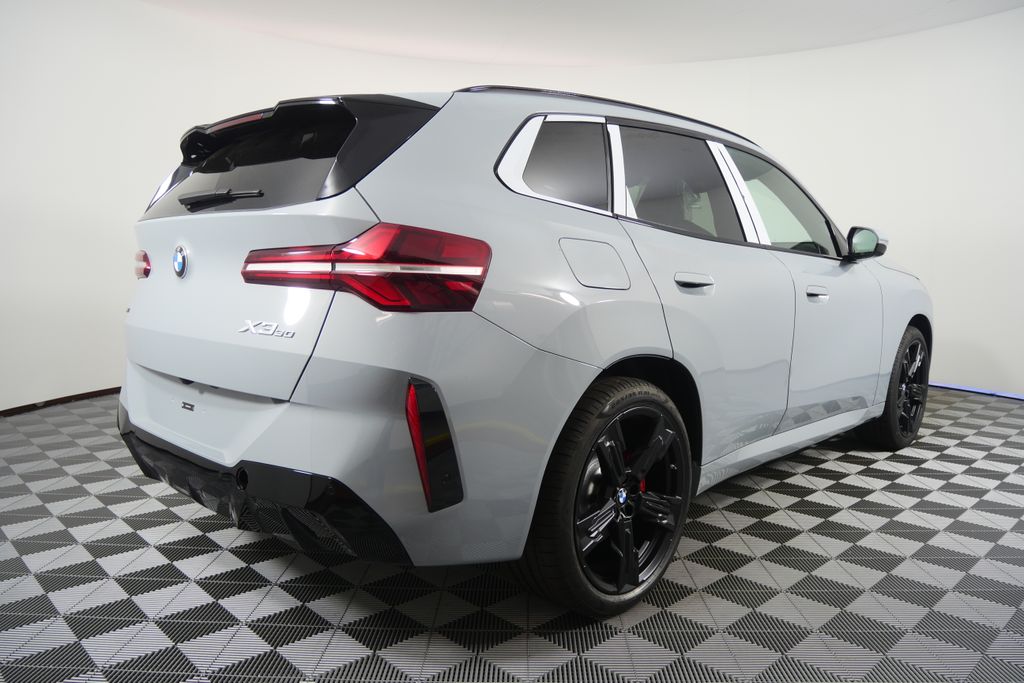 Thumbnail: 2026 BMW X3 - 3