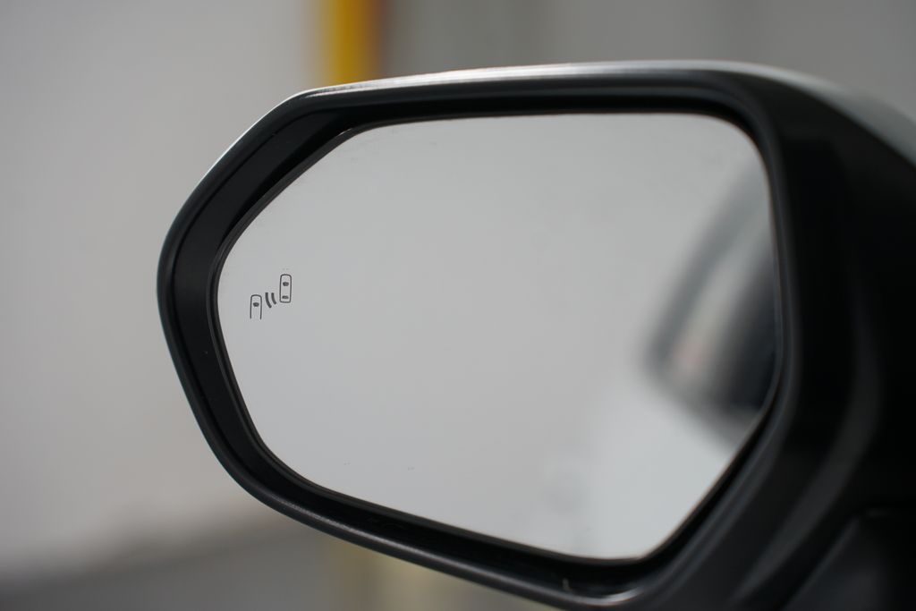 Thumbnail: 2023 Toyota Corolla - 25