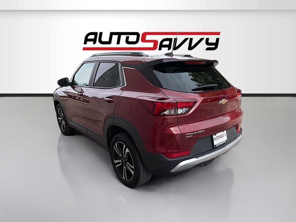 Used 2024 Red Chevrolet LT image 5