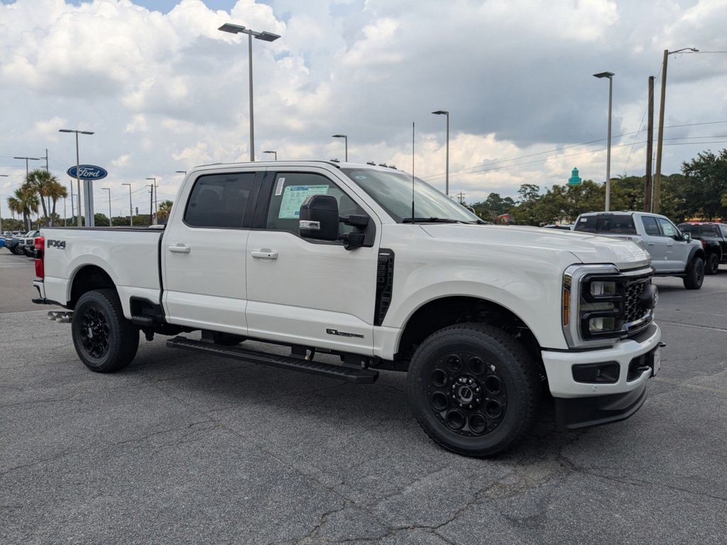 2025 Ford F-350 Super Duty Lariat