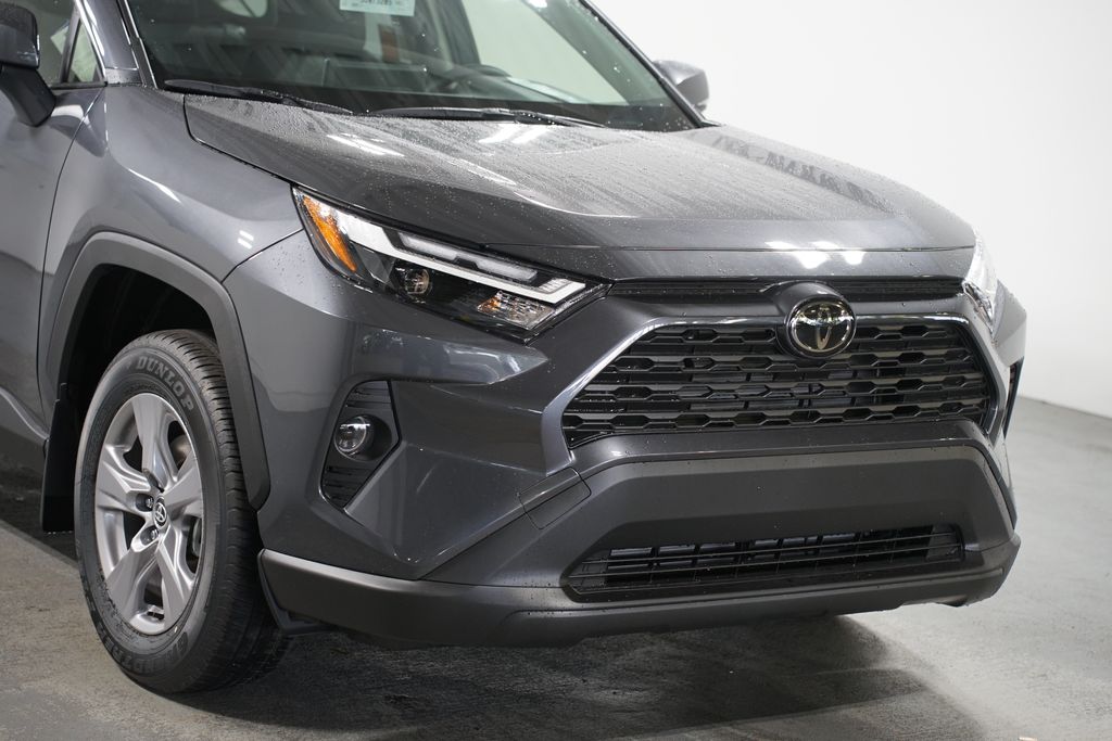 Thumbnail: 2025 Toyota RAV4 - 4