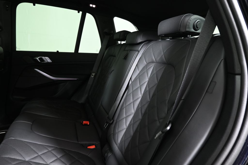 Thumbnail: 2026 BMW X5 - 4