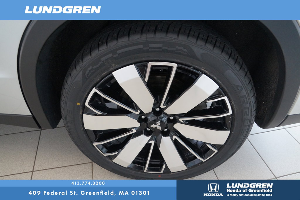 Used 2025 Mitsubishi Outlander SUV