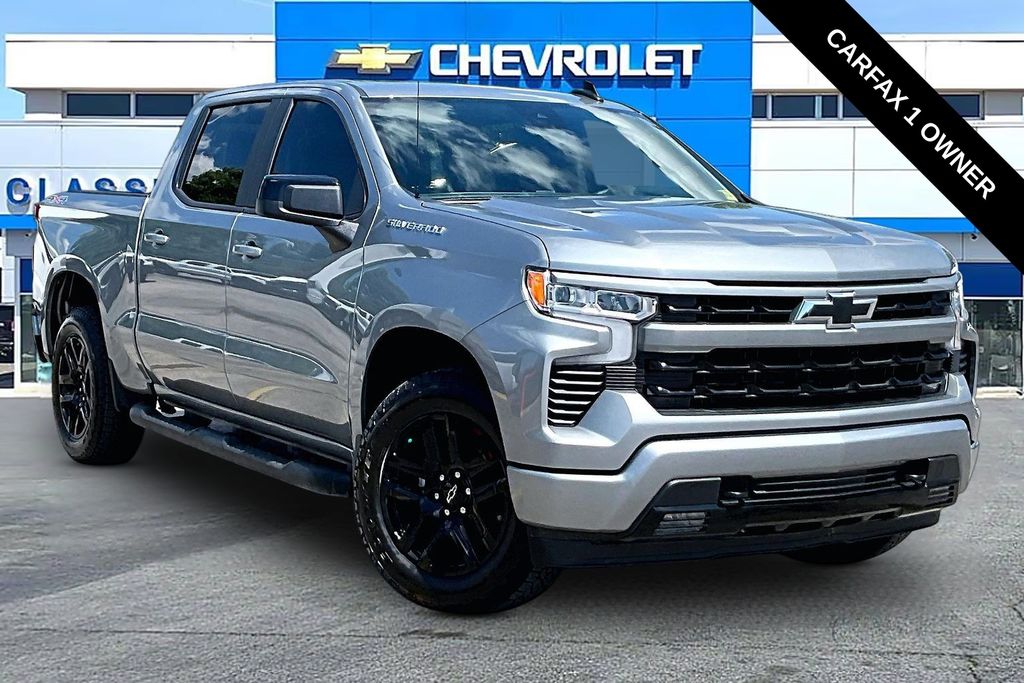 Sterling Gray Metallic 2026 Chevrolet Silverado 1500 Pickup Truck Four-Wheel Drive 8-Speed Automatic
