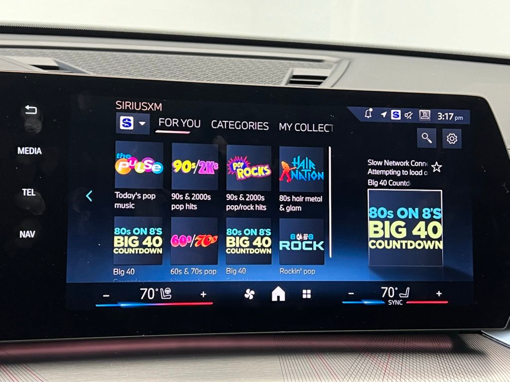 Thumbnail: 2025 BMW X2 - 13