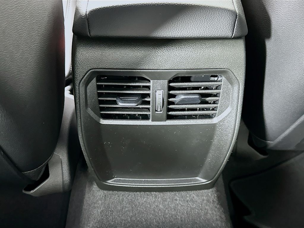 Thumbnail: 2026 BMW 2 Series - 18