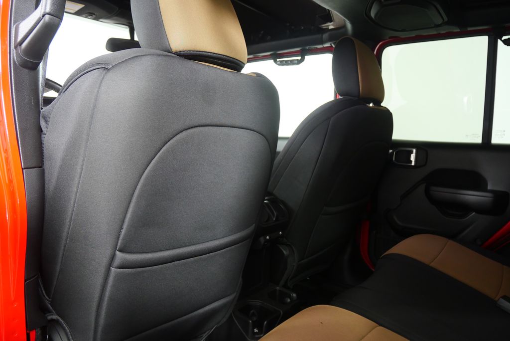 Thumbnail: 2021 Jeep Wrangler - 18