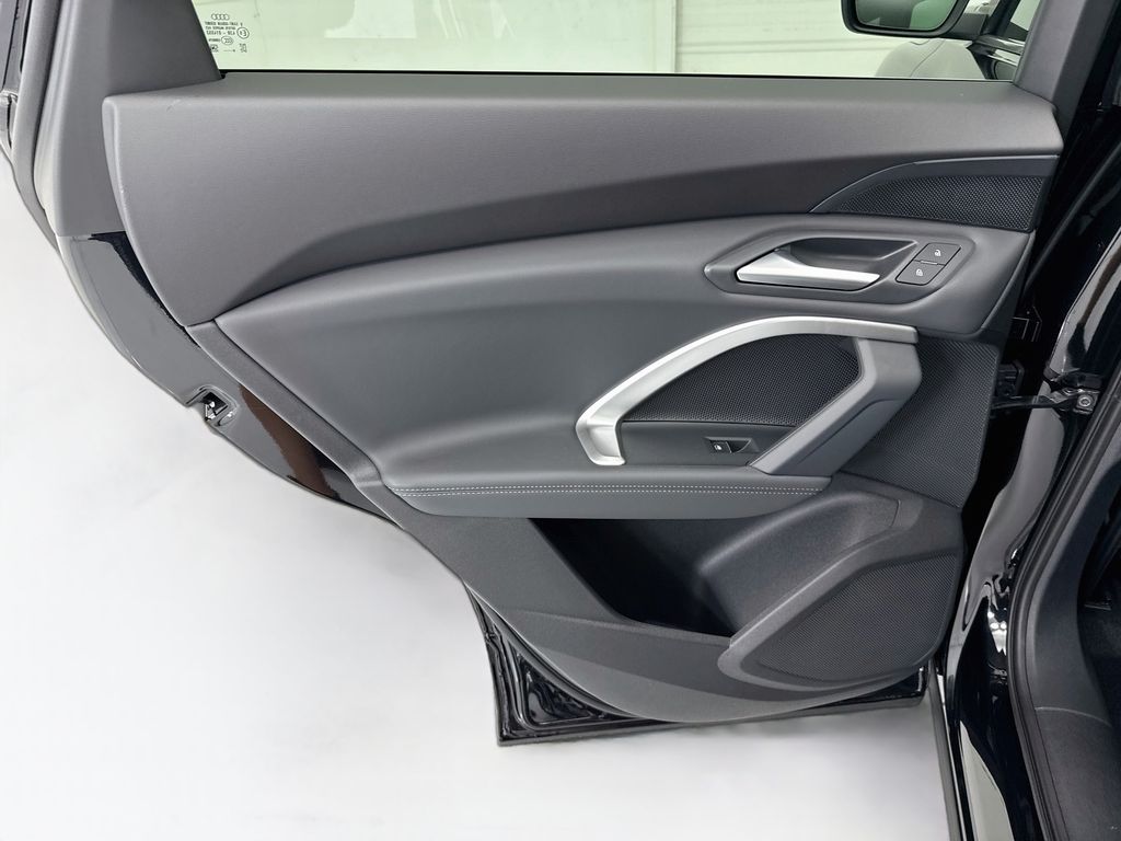 Thumbnail: 2026 Audi Q5 - 26
