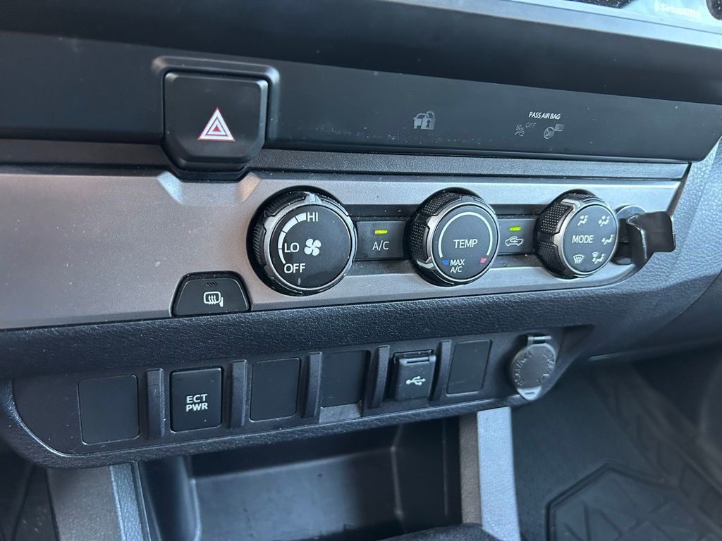 2021 Toyota Tacoma SR 26