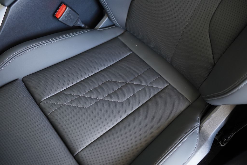 Thumbnail: 2026 BMW X3 - 11