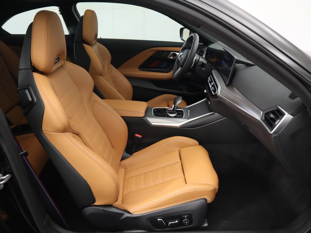 Thumbnail: 2024 BMW M2 - 21