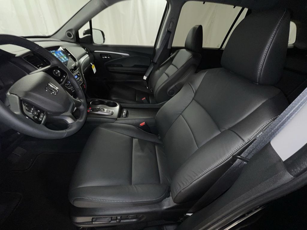 used 2022 Honda Pilot car, priced at $29,120