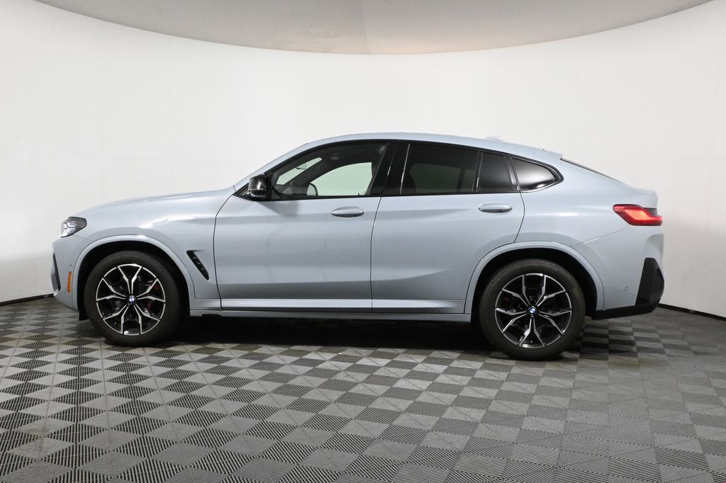 Thumbnail: 2024 BMW X4 - 2