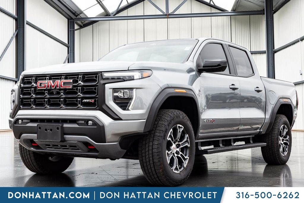  2023 GMC Canyon AT4 Crew Cab 4WD   