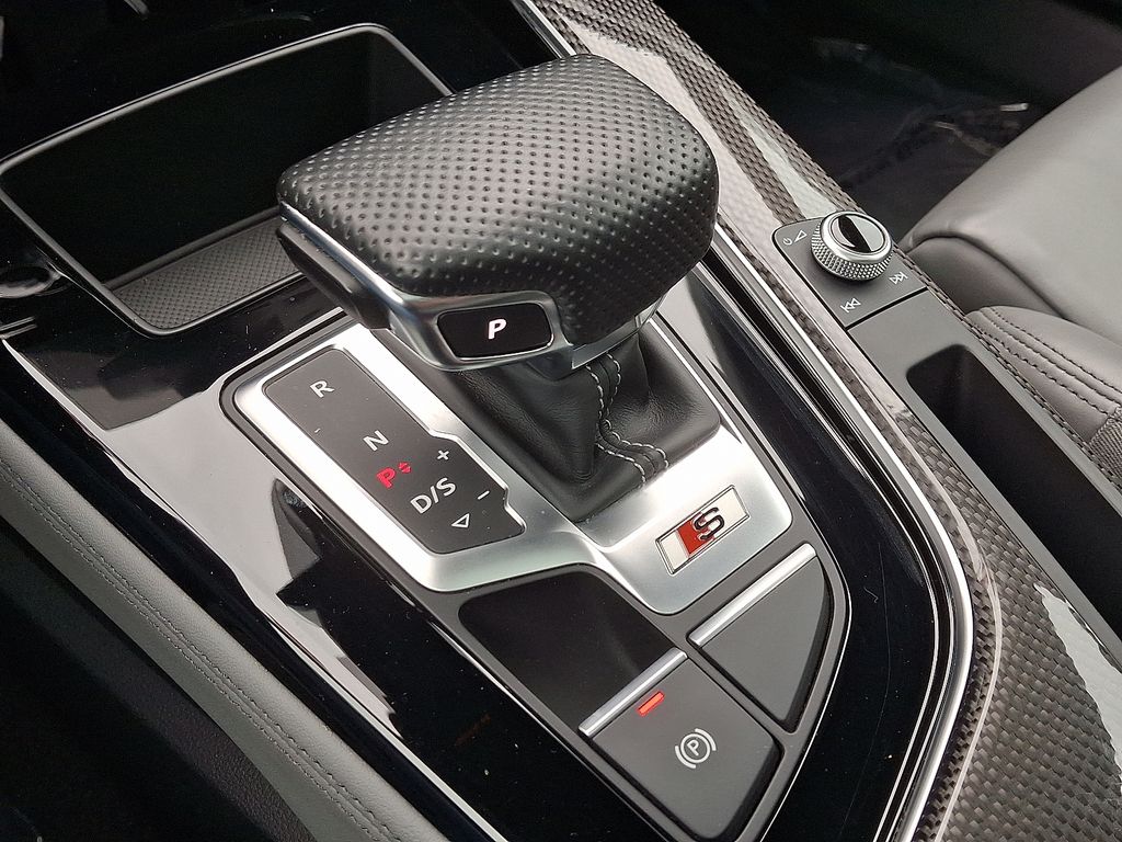 Thumbnail: 2022 Audi S4 - 15
