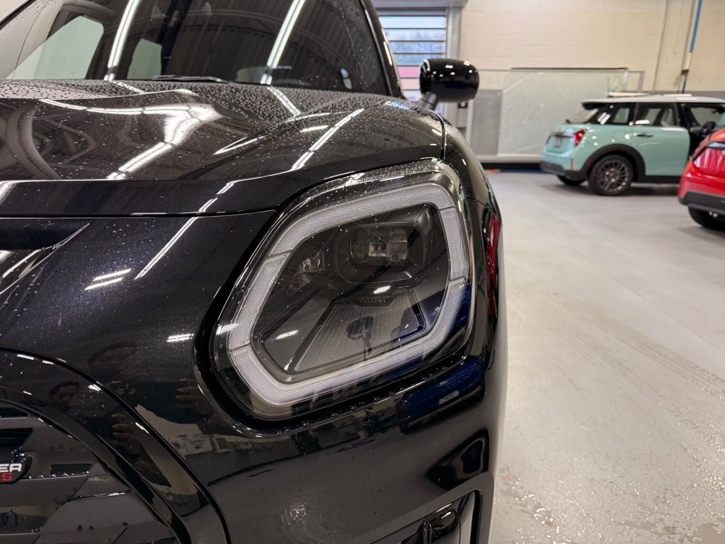 Thumbnail: 2026 MINI Cooper Countryman - 9