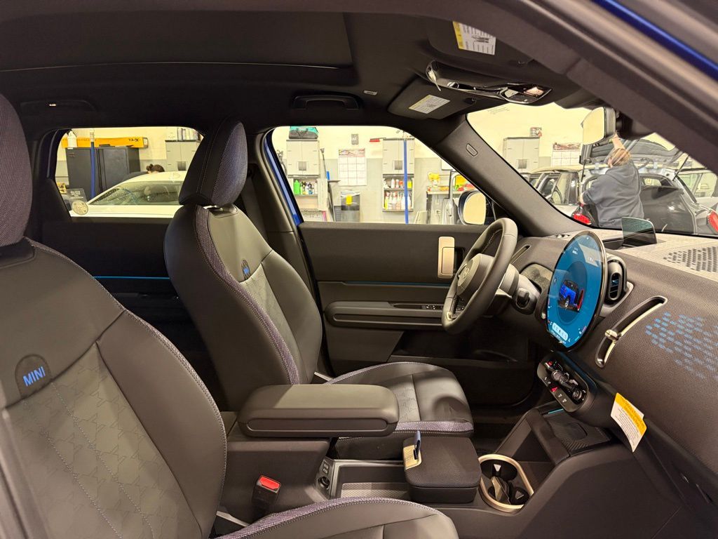 Thumbnail: 2026 MINI Cooper Countryman - 29