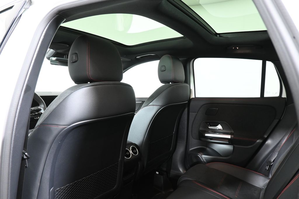 Thumbnail: 2026 Mercedes-Benz GLA - 31