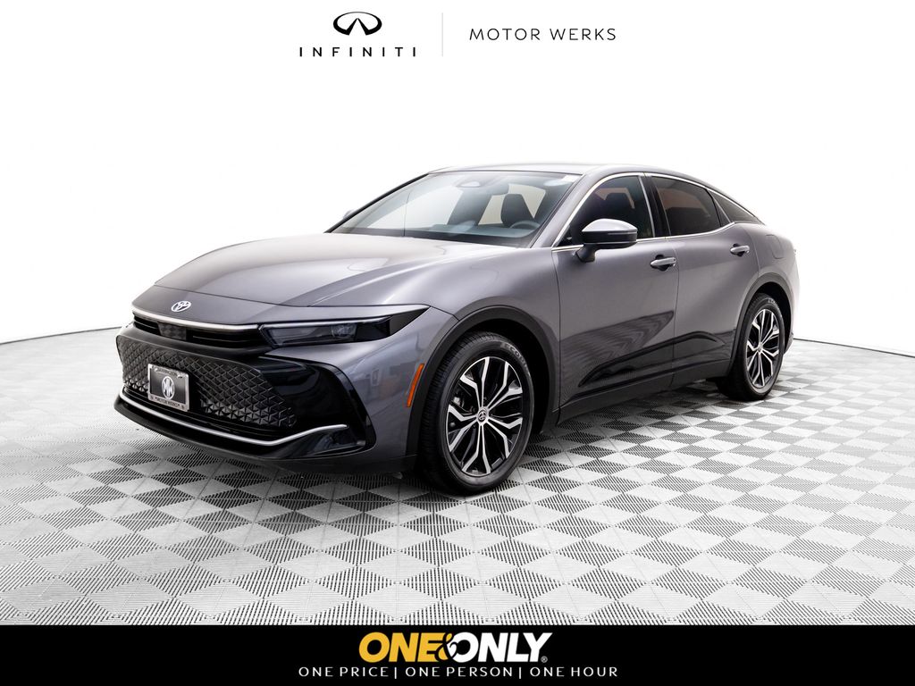 2024 Toyota Crown XLE AWD