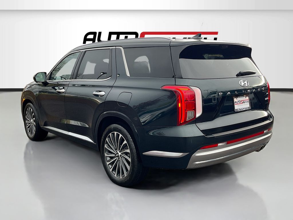 Used 2025 Green Hyundai Calligraphy image 5