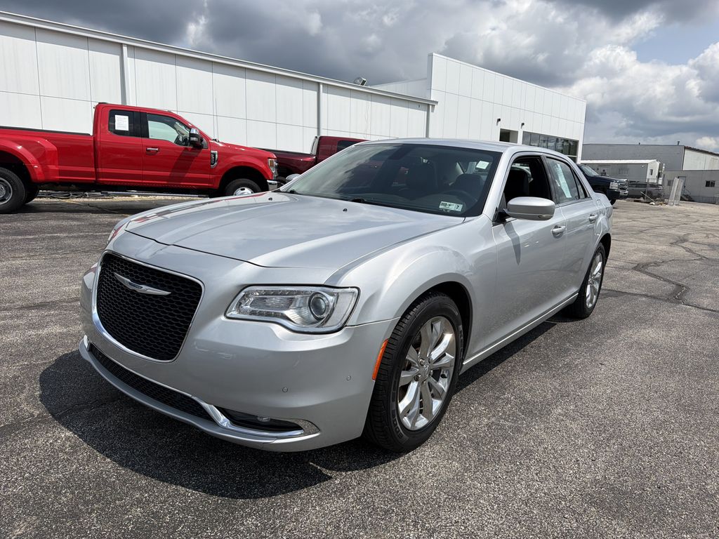 Silver Mist Clearcoat 2021 Chrysler 300 Sedan All-Wheel Drive 8-Speed Automatic