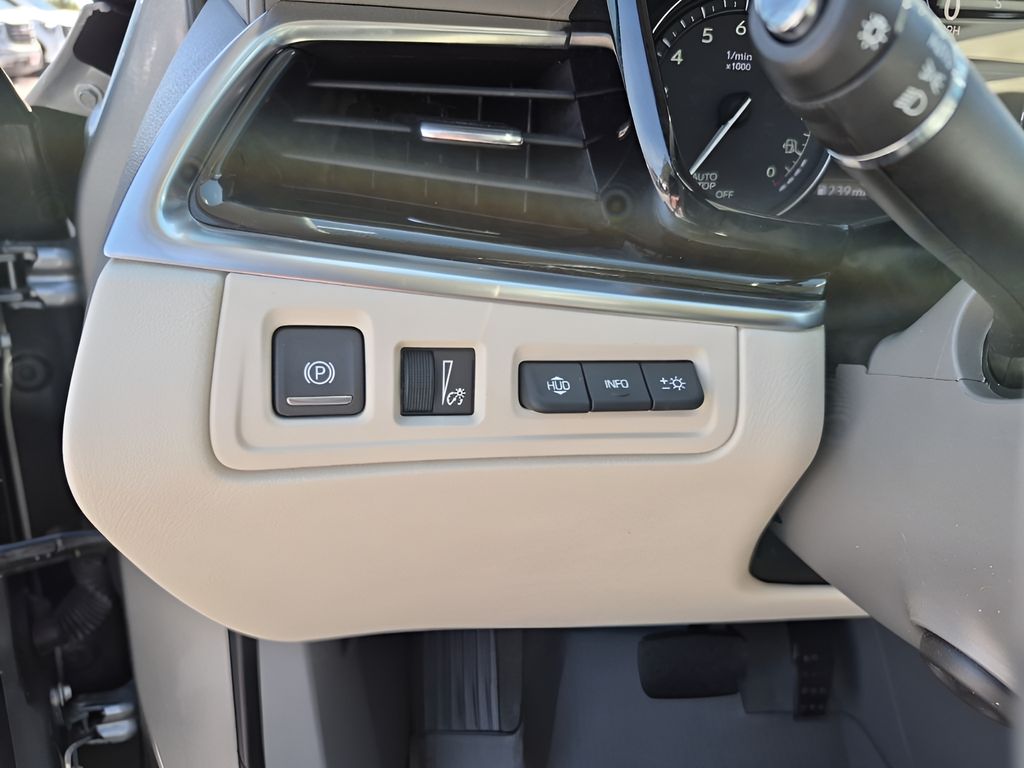 Used Car 2023 Cadillac Xt6  Premium Luxury For Sale Under $40,000 In Austin, Texas