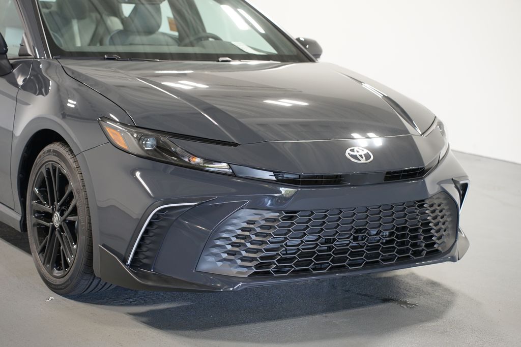 Thumbnail: 2025 Toyota Camry - 4