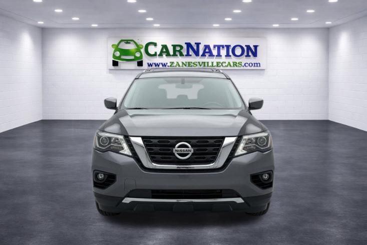 2019 Nissan Pathfinder Platinum - Image 2