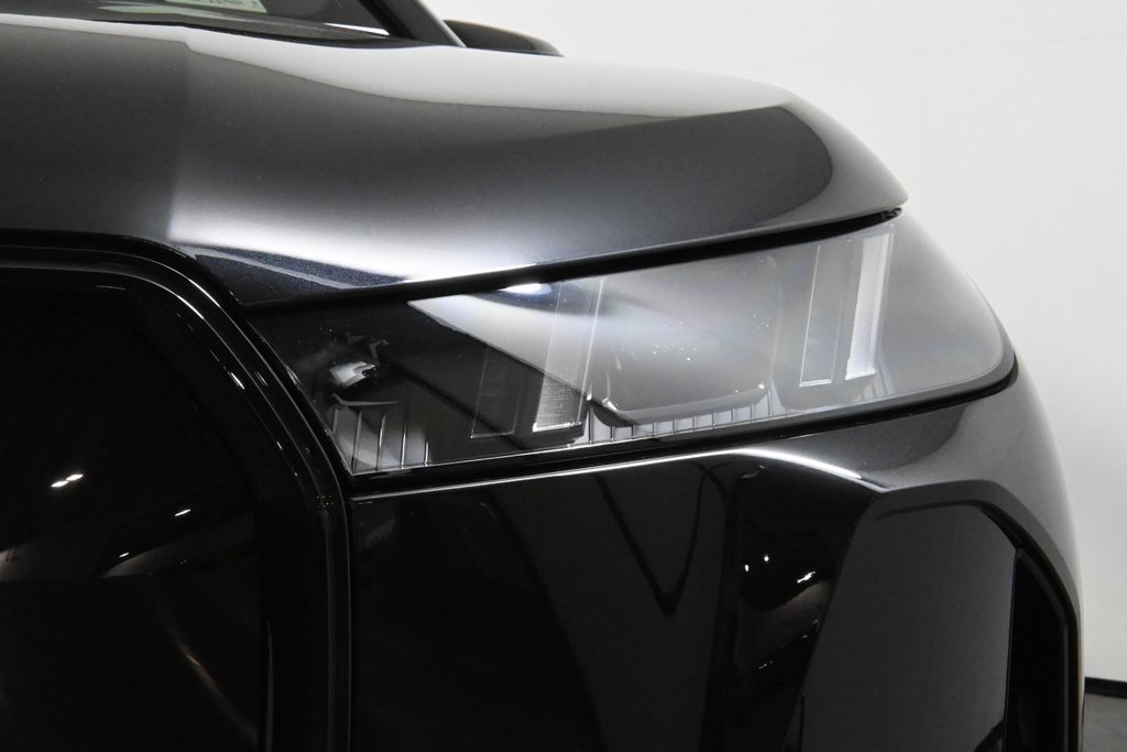 Thumbnail: 2026 BMW iX - 11