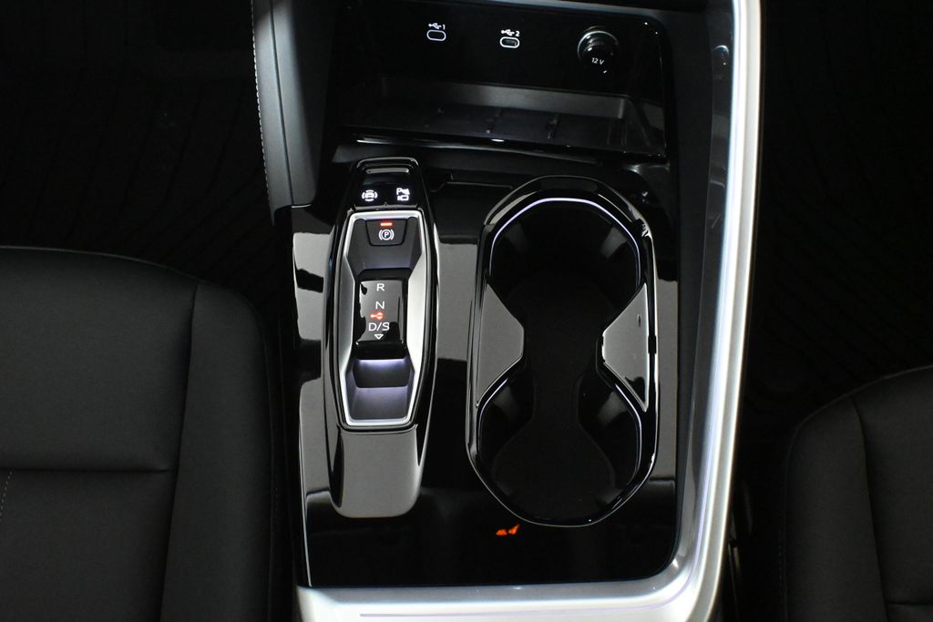 Thumbnail: 2026 Audi Q5 - 23
