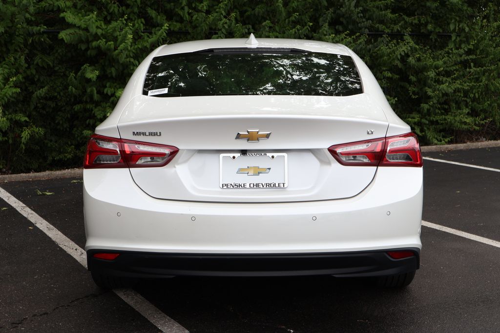 Thumbnail: 2019 Chevrolet Malibu - 8