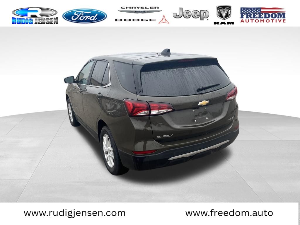 View vehicle photo 6