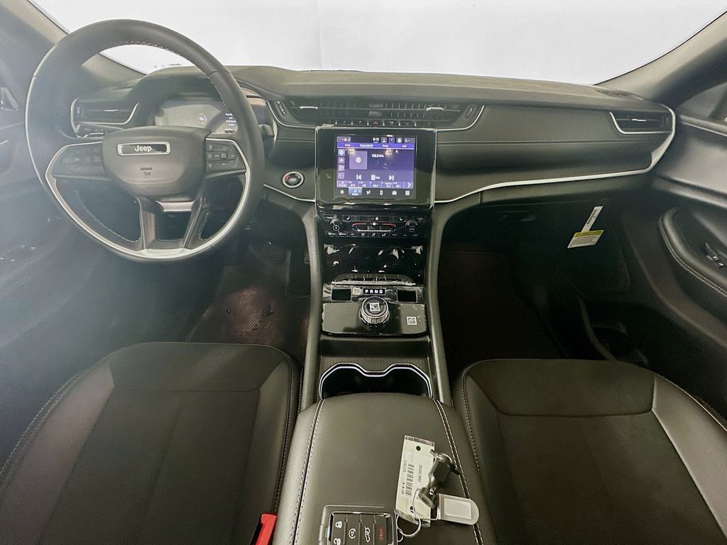 New 2025 Silver Jeep Altitude X image 9