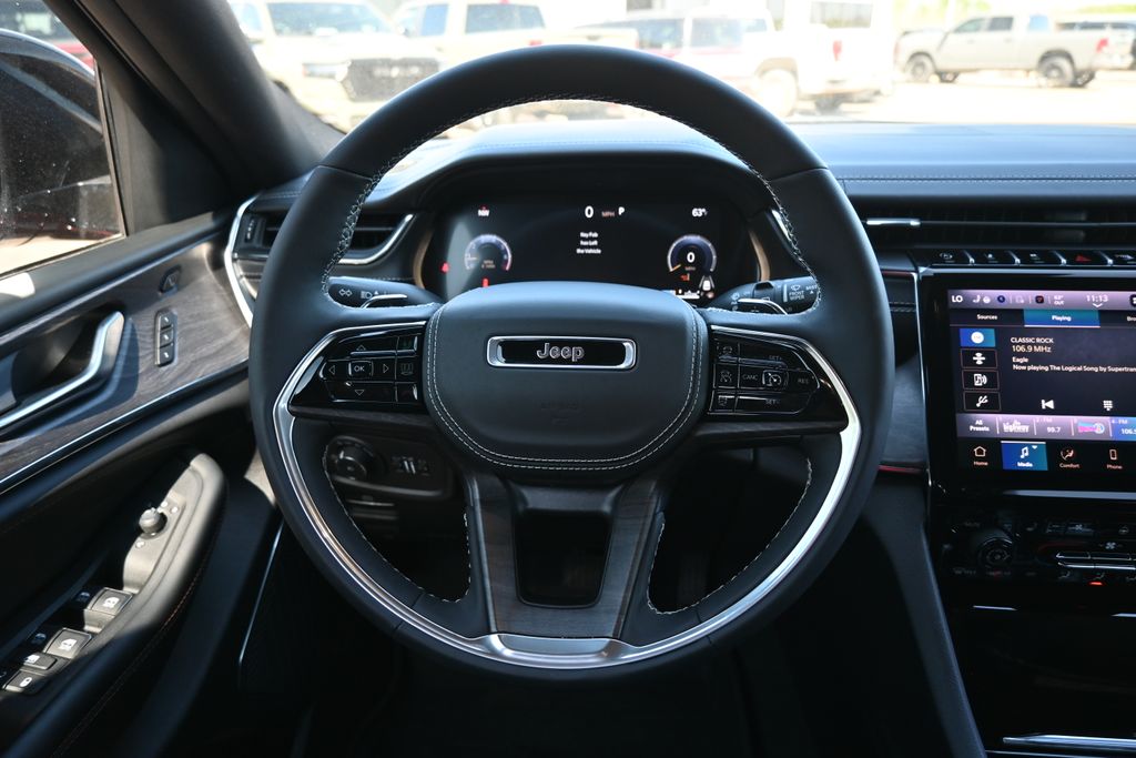 2025 Jeep Grand Cherokee Overland - 5