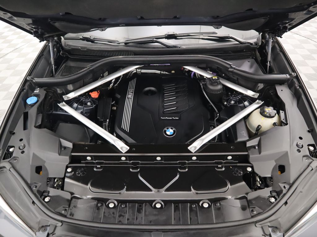 Thumbnail: 2022 BMW X6 - 30