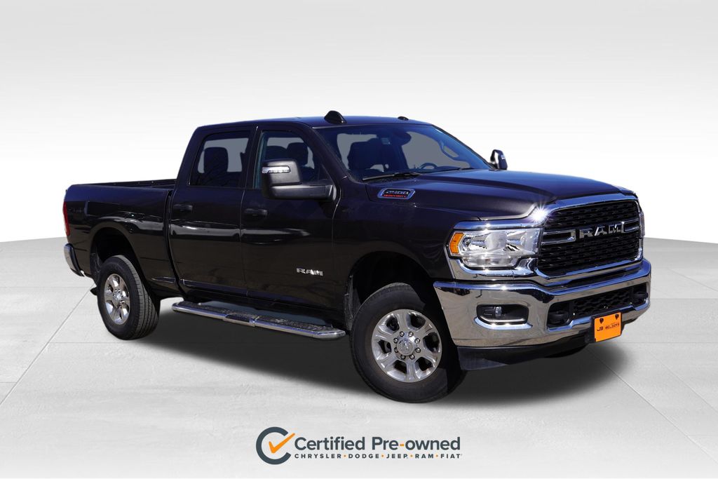 2024 RAM 2500 Big Horn Crew Cab 4WD