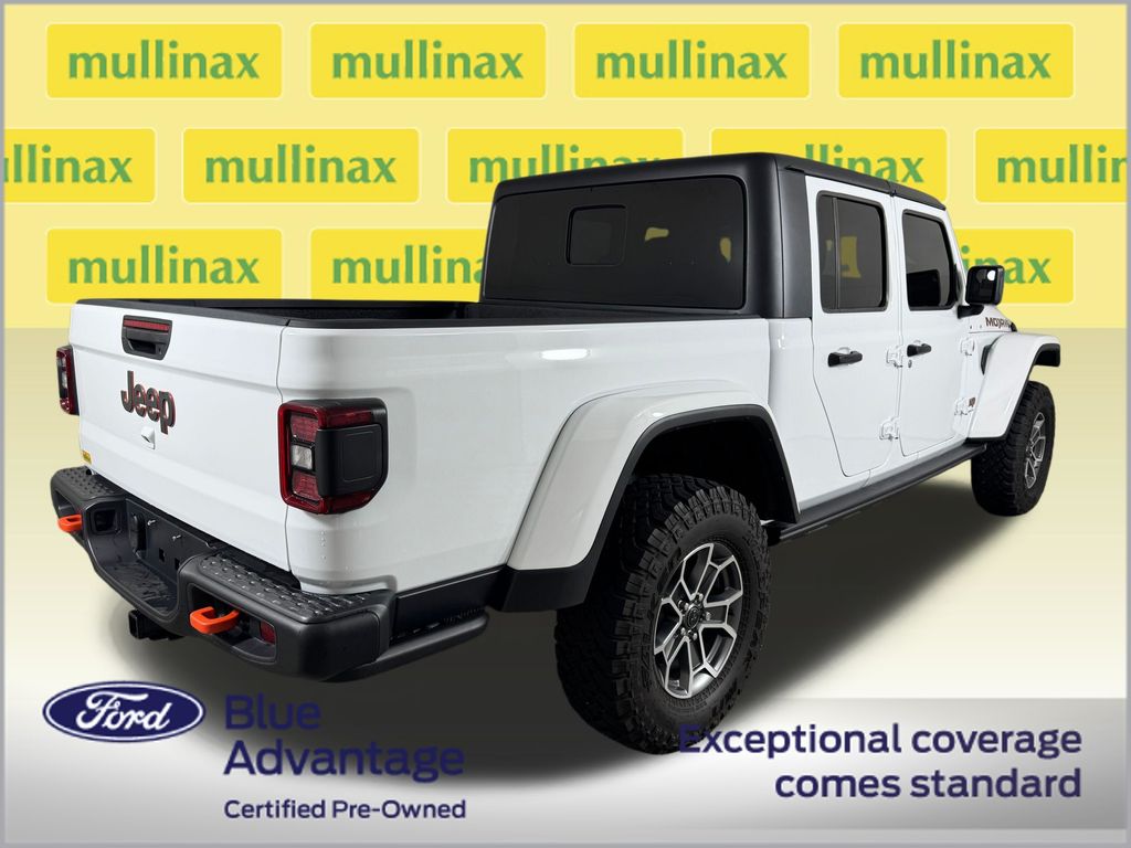 Certified Used 2025 White Jeep Mojave image 4