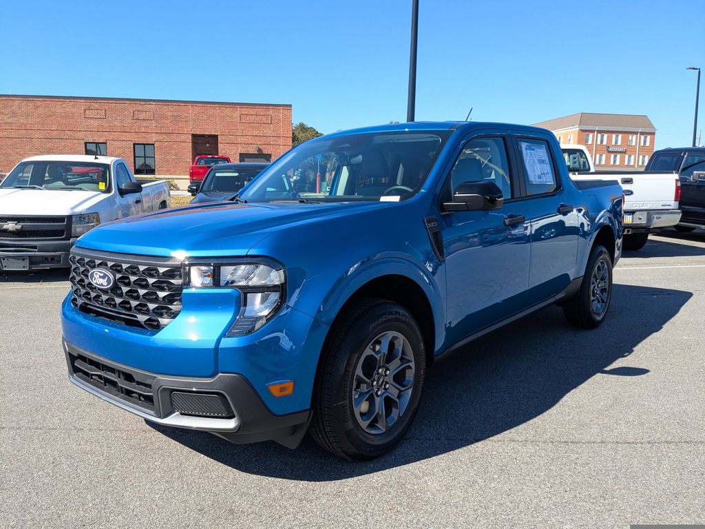 2025 Ford Maverick XLT