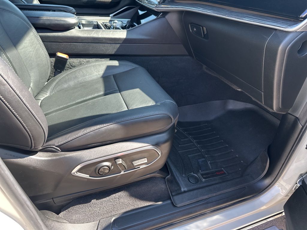 Used Car 2022 Jeep Wagoneer  Series Iii For Sale Under $50,000 In Austin, Texas