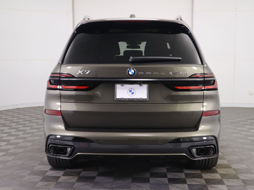 Certified Used 2026 Green BMW xDrive40i image 7