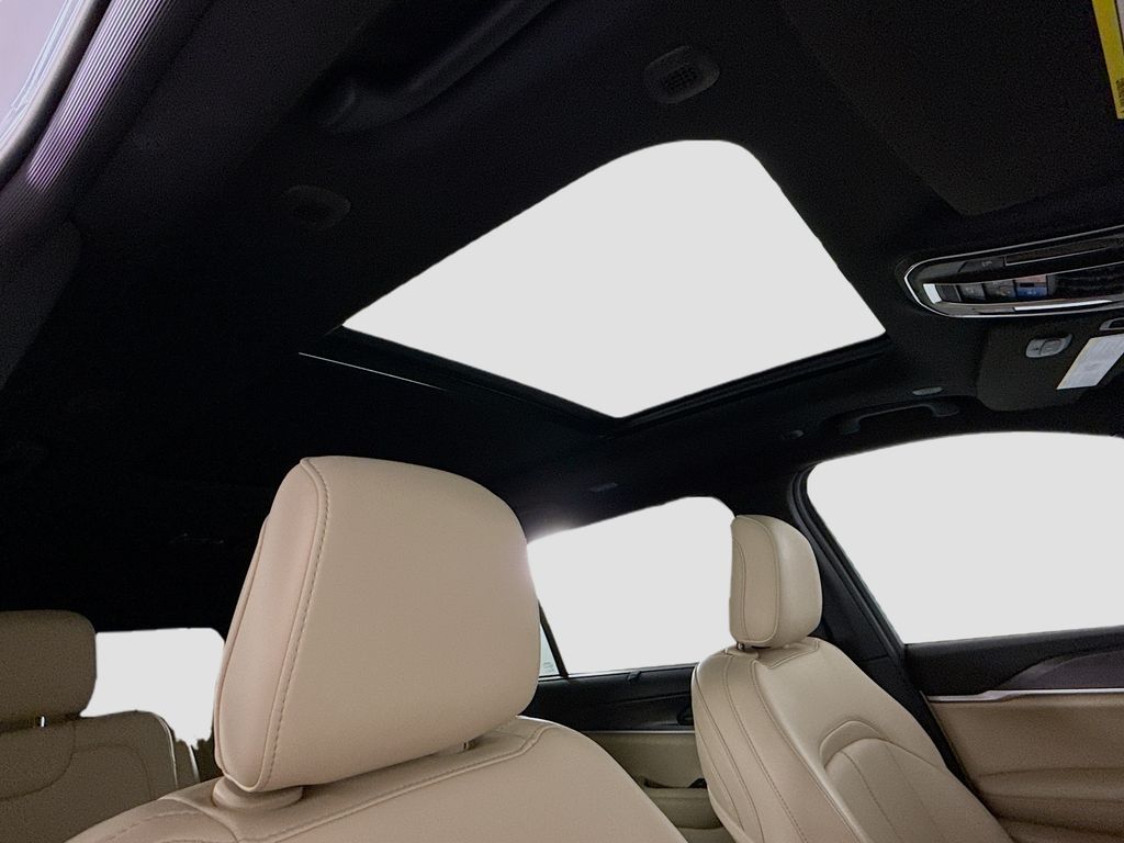 Thumbnail: 2025 Jeep Grand Cherokee L - 19