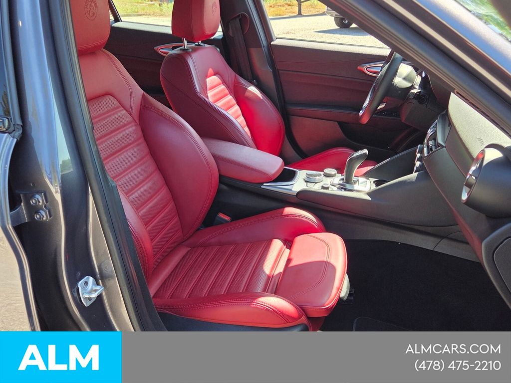Used 2024 Gray Alfa Romeo Ti image 18