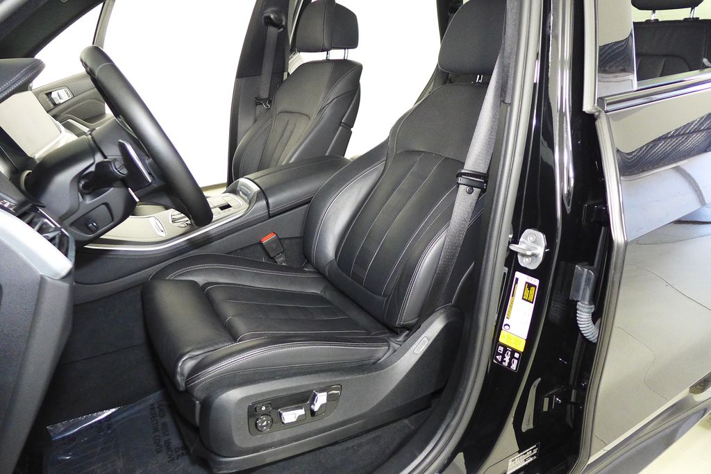 Thumbnail: 2020 BMW X5 - 22