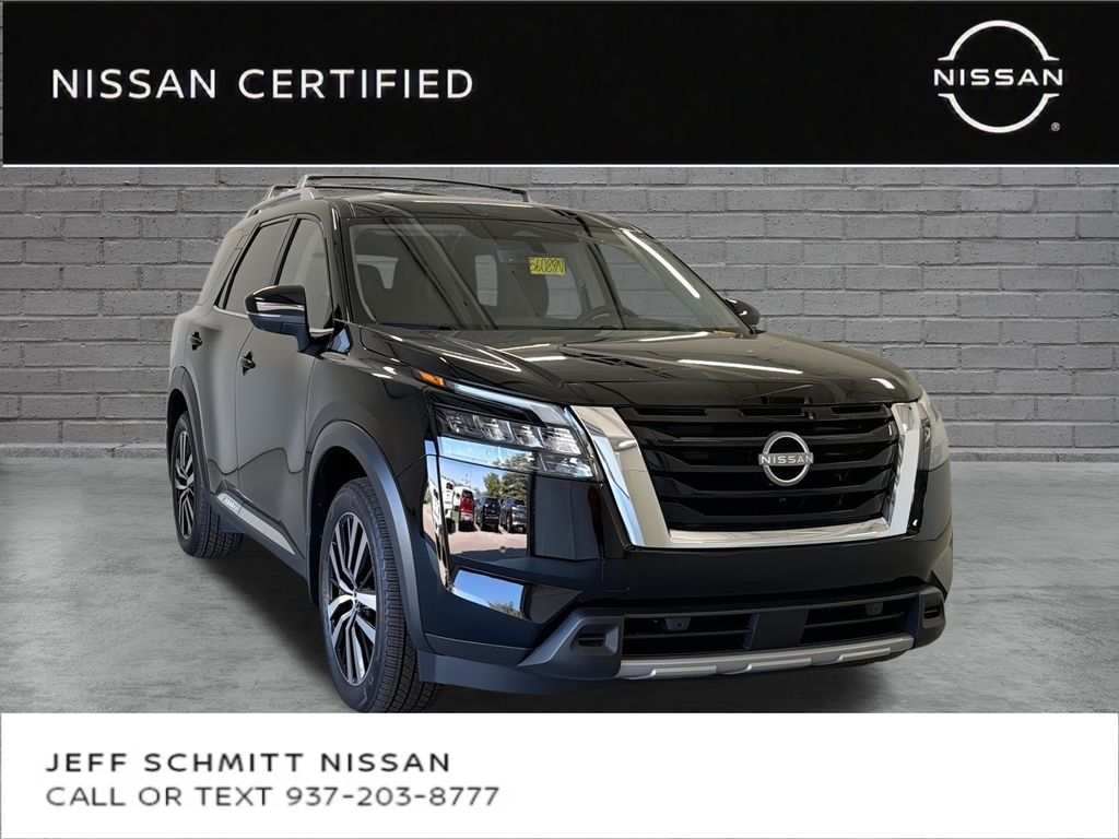 Super Black 2025 Nissan Pathfinder SUV / Crossover Front-Wheel Drive 9-Speed Automatic