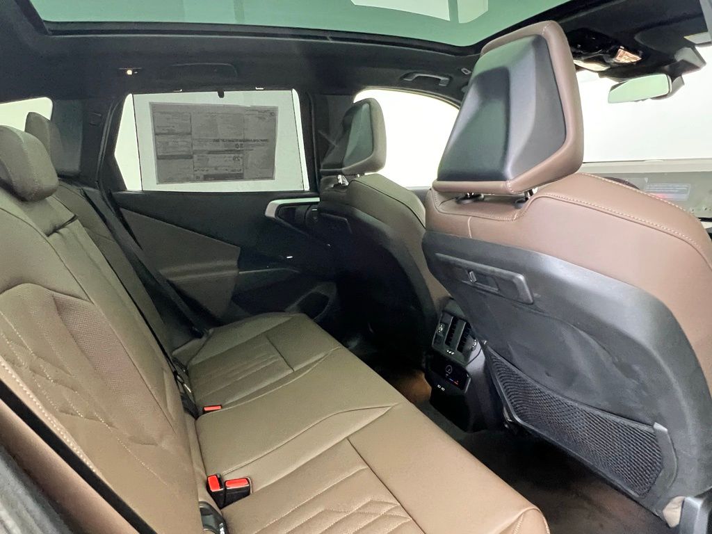 Thumbnail: 2025 BMW X3 - 8