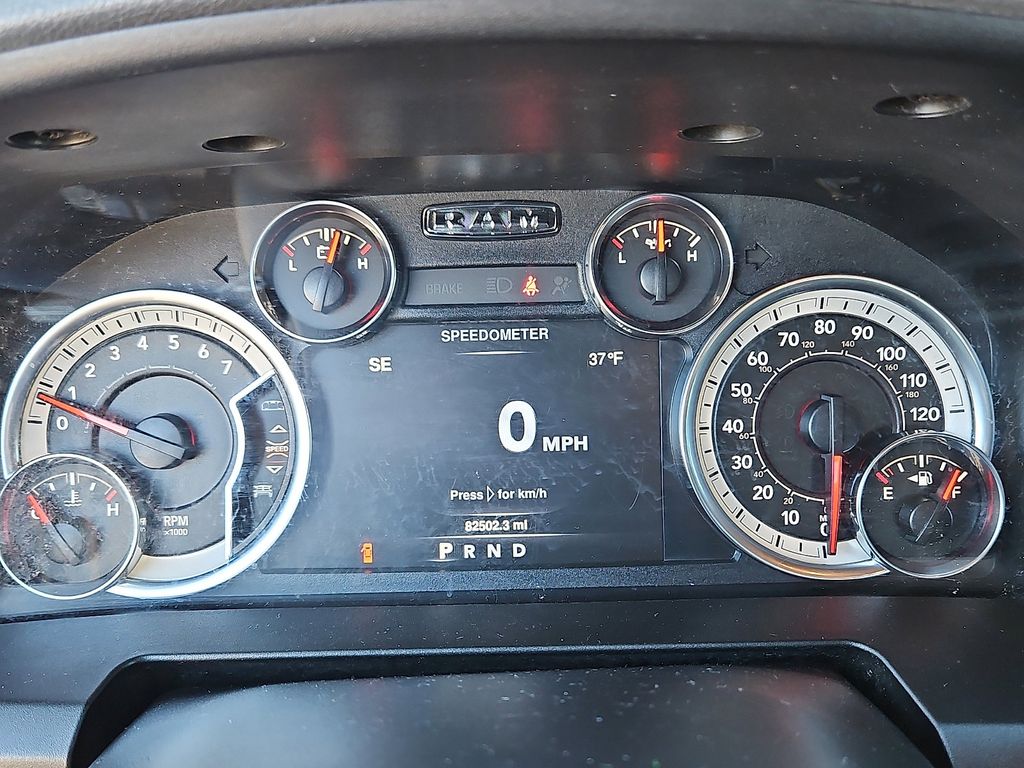 Thumbnail: 2019 RAM 1500 Classic - 19