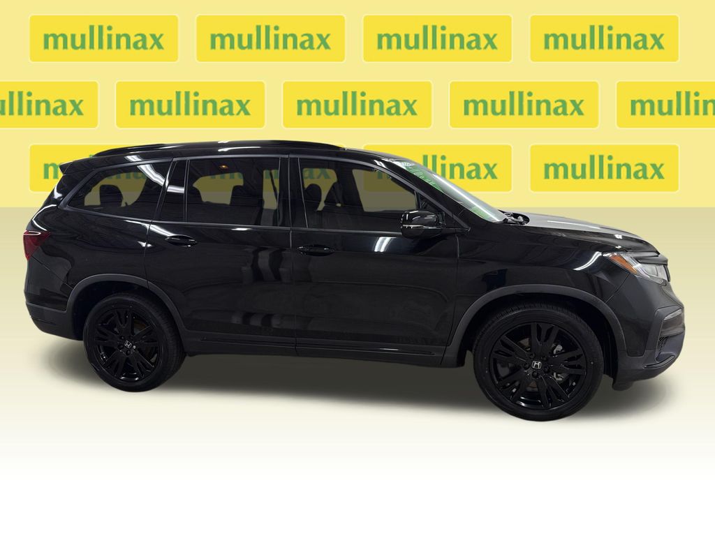 Used 2022  Honda Black Edition image 2